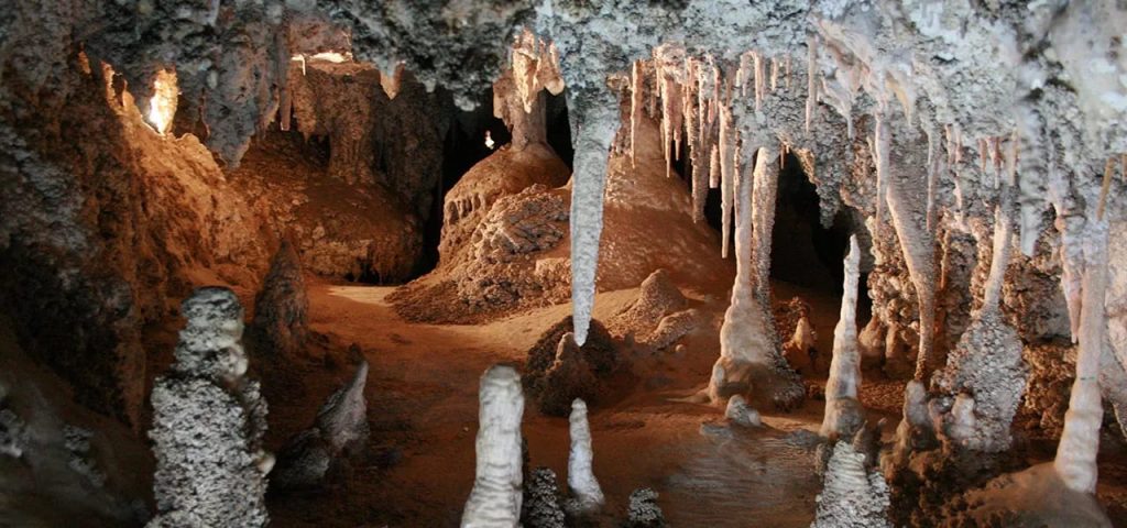 2008electionprocon | Exploring the Limestone Caves of Jenolan